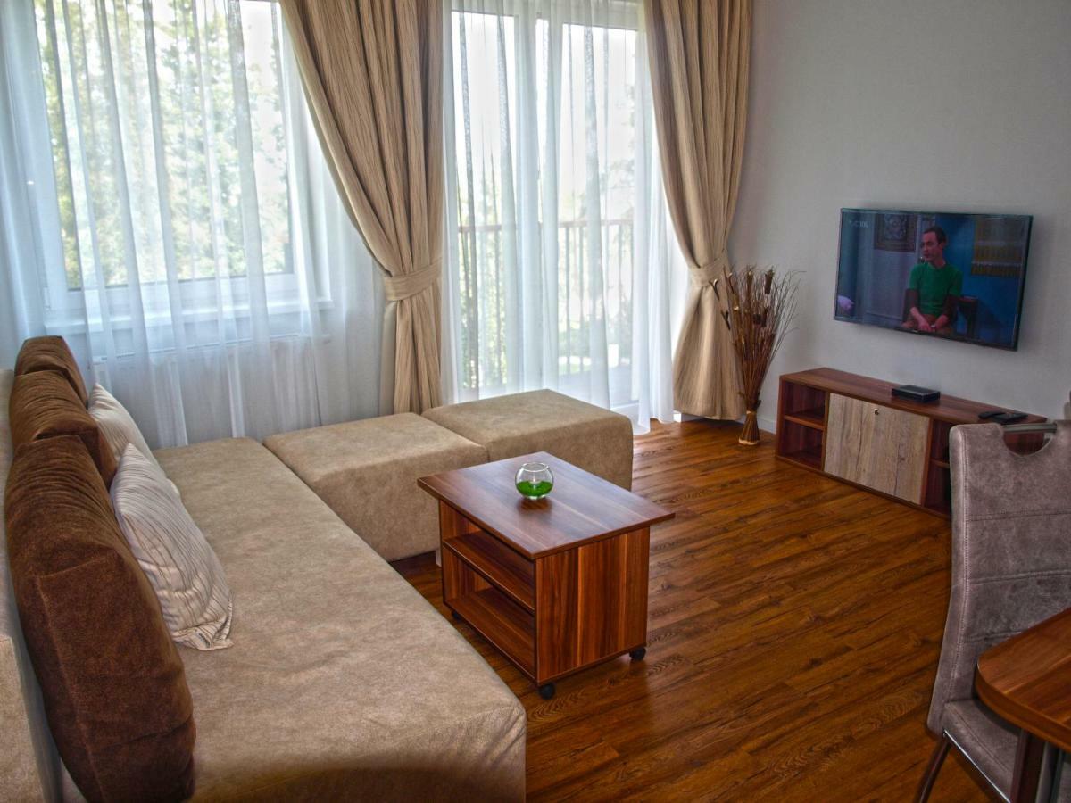 Magic Tatry, Primo Stary Smokovec Apartment วิสโซเค ดาตรี ภายนอก รูปภาพ