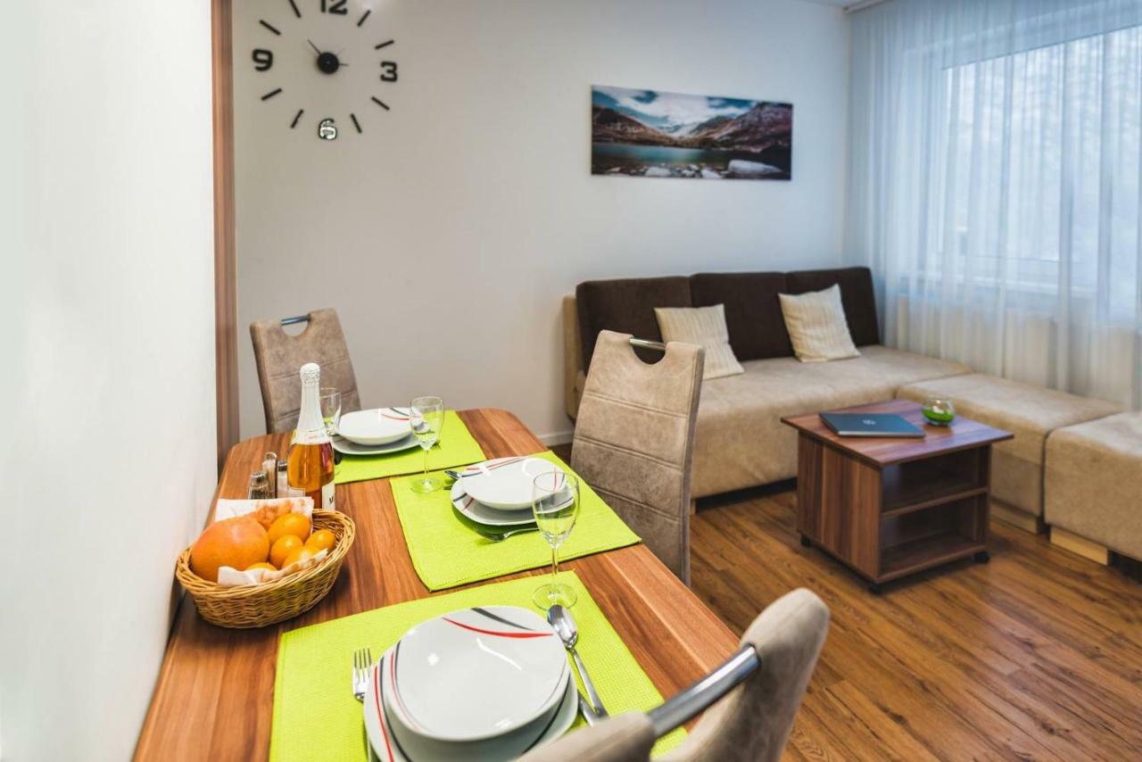 Magic Tatry, Primo Stary Smokovec Apartment วิสโซเค ดาตรี ภายนอก รูปภาพ